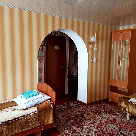 Guesthouse Kunduz Naryn ภายนอก รูปภาพ
