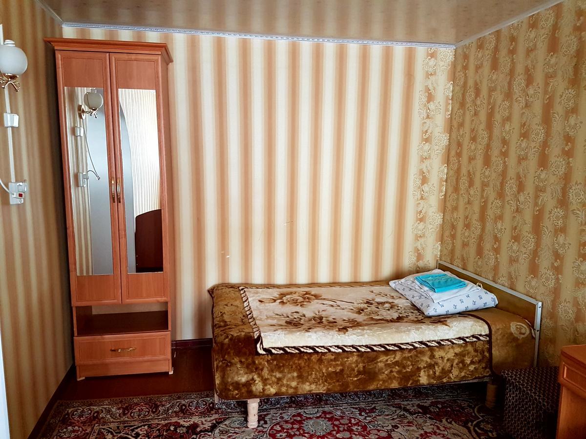 Guesthouse Kunduz Naryn ภายนอก รูปภาพ